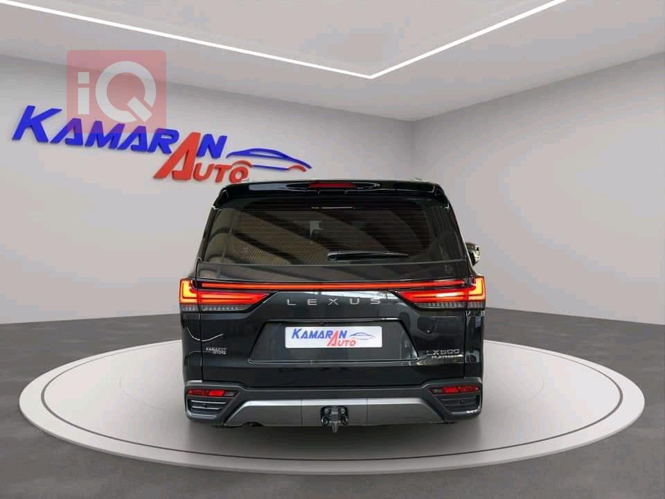 لێکزس LX